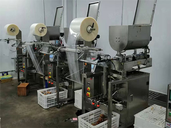 智能化全自動醬料包裝機(jī)，食品生產(chǎn)之所需