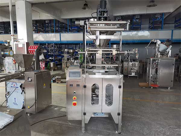 我司是河南顆粒粉末包裝機(jī)廠家，可根據(jù)需求定做機(jī)型